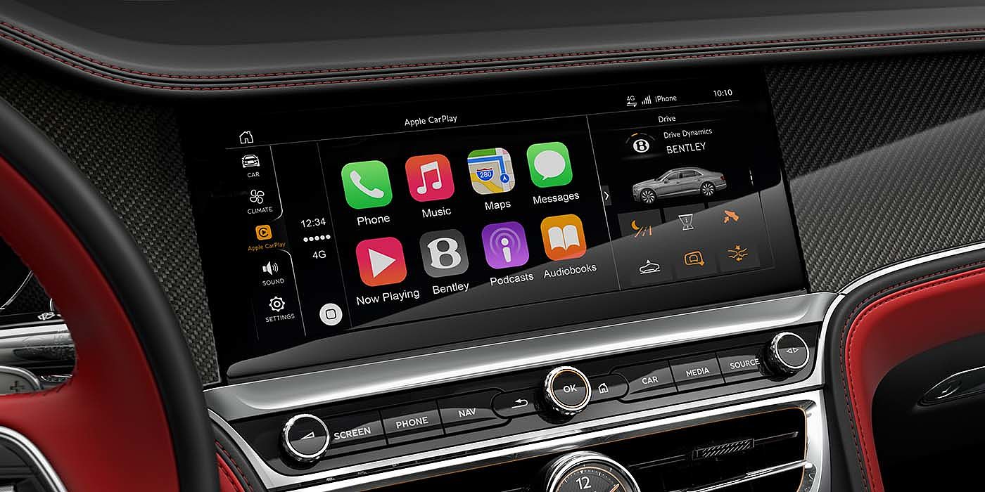 宾利东莞 Bentley Flying Spur S with High Gloss Carbon Fibre veneer featuring a multifunction in car entertainment touch screen. 